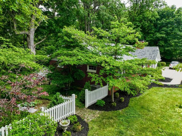 6227 Mccoppin Mill, Hillsboro, OH 45133