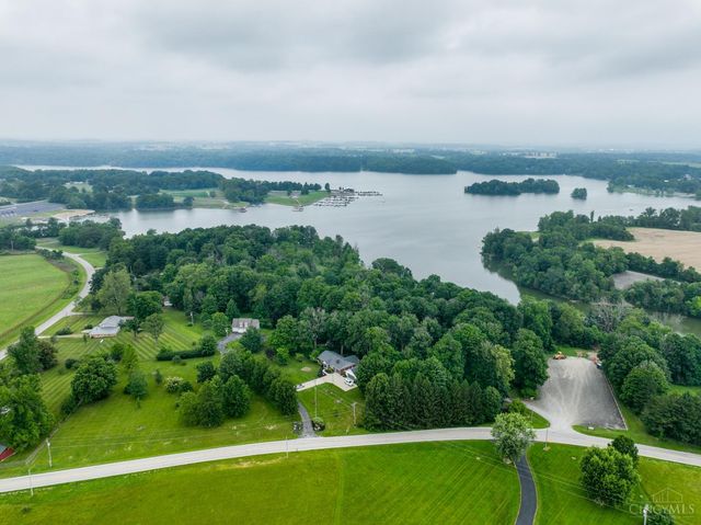 6227 Mccoppin Mill, Hillsboro, OH 45133