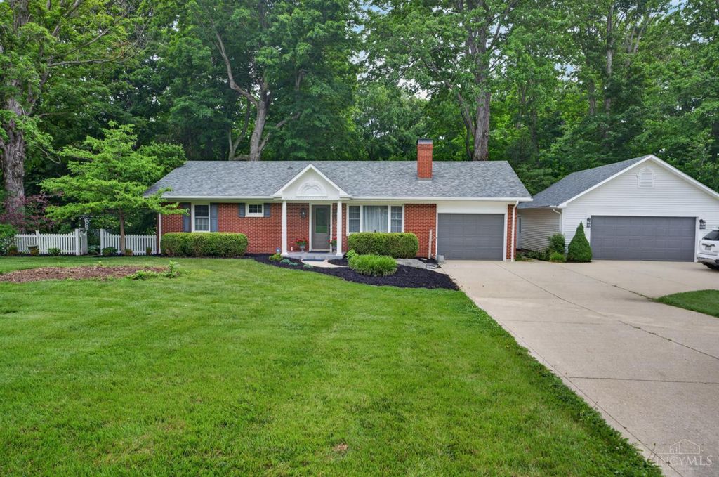 6227 Mccoppin Mill, Hillsboro, OH 45133