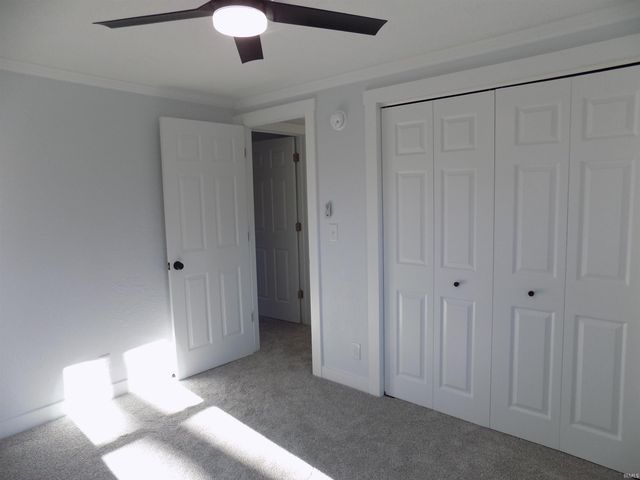 27038 Killian Lane, Elkhart, IN 46514