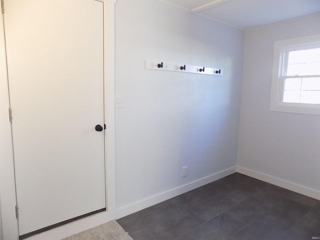 27038 Killian Lane, Elkhart, IN 46514