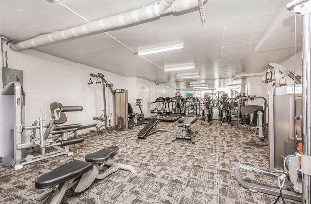 555 Kappock St Apt 2T, New York City, NY 10463