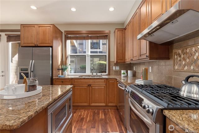 303 Bellevue Way SE, Bellevue, WA 98004