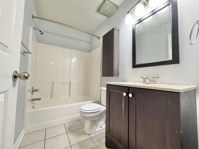 628 Smugglers Notch Drive, Lexington, KY 40509