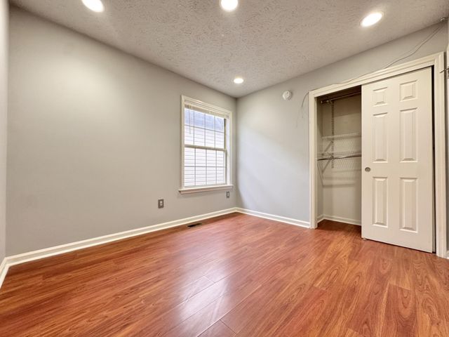 628 Smugglers Notch Drive, Lexington, KY 40509