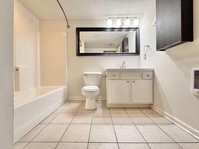 628 Smugglers Notch Drive, Lexington, KY 40509