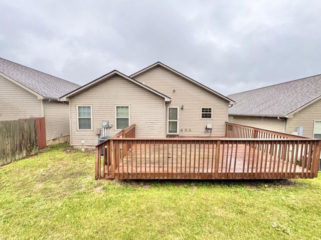 628 Smugglers Notch Drive, Lexington, KY 40509