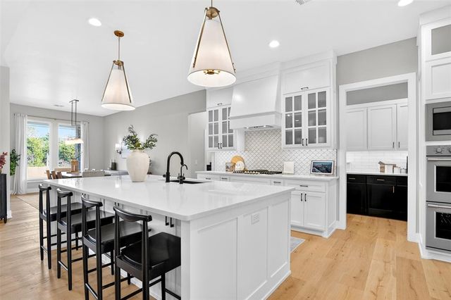 5024 Yale Bridge Court, Edmond, OK 73034