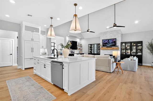 5024 Yale Bridge Court, Edmond, OK 73034