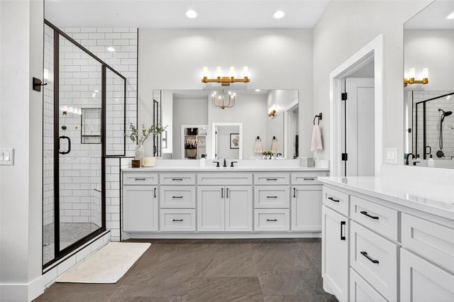 5024 Yale Bridge Court, Edmond, OK 73034