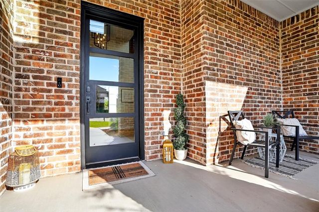 5024 Yale Bridge Court, Edmond, OK 73034