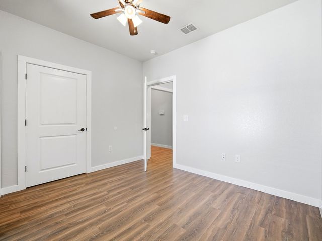 1922 Weston Loop, Kerrville, TX 78028