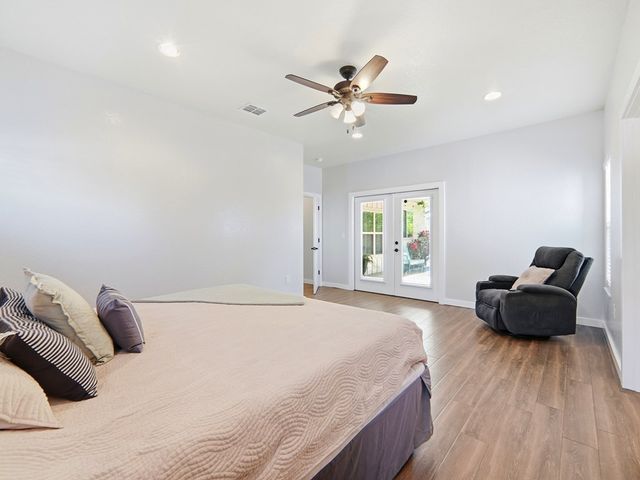 1922 Weston Loop, Kerrville, TX 78028