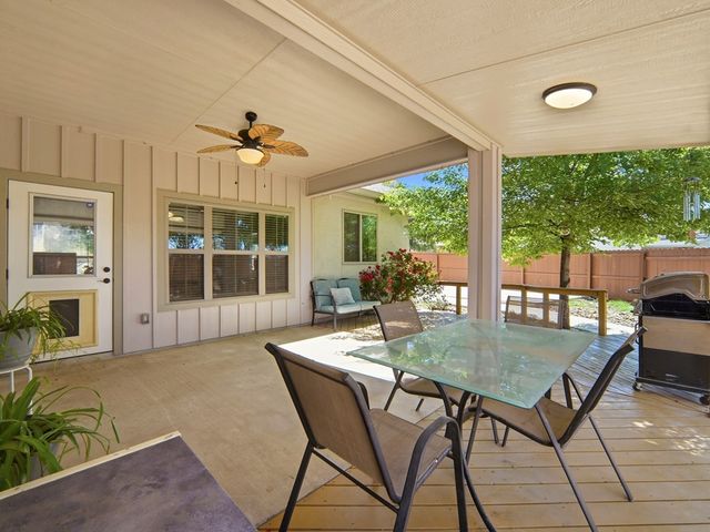 1922 Weston Loop, Kerrville, TX 78028