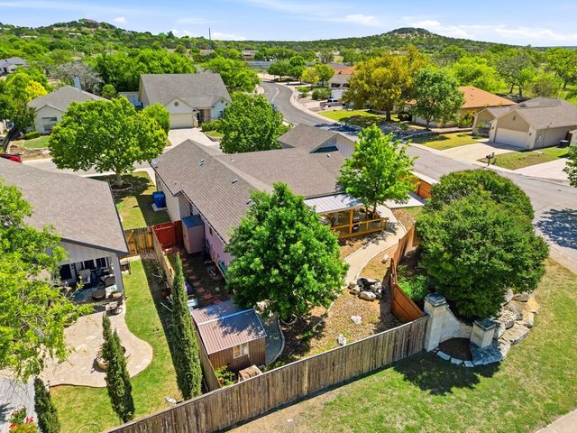 1922 Weston Loop, Kerrville, TX 78028