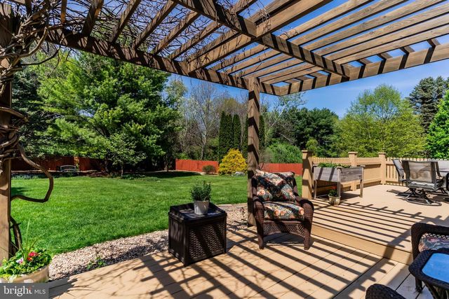 100 BURNT HOUSE RD, Carlisle, PA 17015