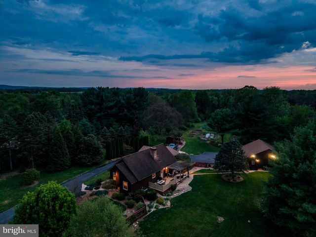 100 BURNT HOUSE RD, Carlisle, PA 17015