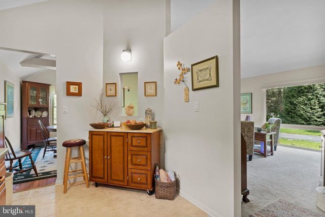 100 BURNT HOUSE RD, Carlisle, PA 17015