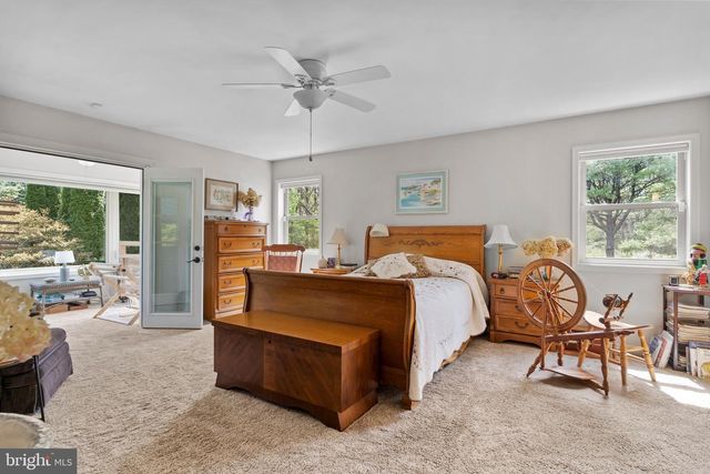 100 BURNT HOUSE RD, Carlisle, PA 17015