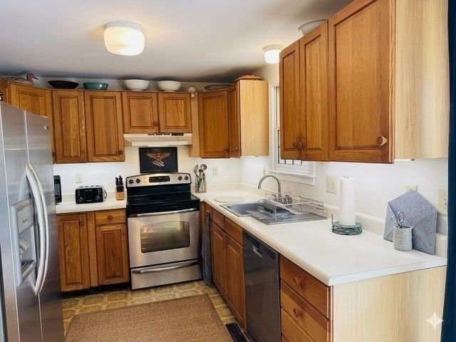 96 Saddler Lane, Barnstable, MA 02668