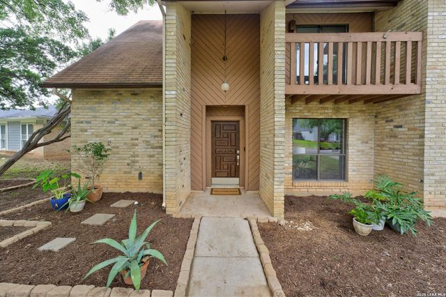 2326 Shadow Cliff St, San Antonio, TX 78232