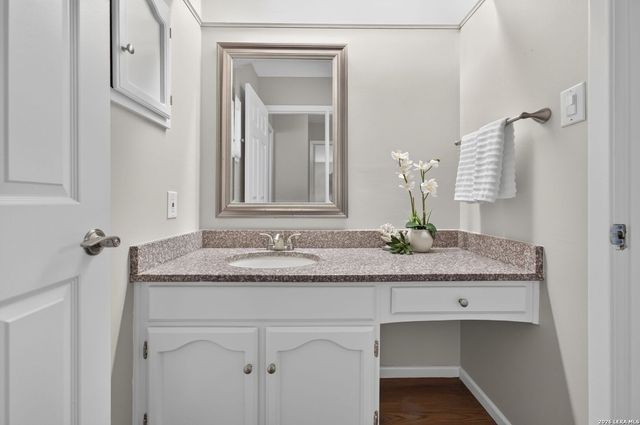 2326 Shadow Cliff St, San Antonio, TX 78232