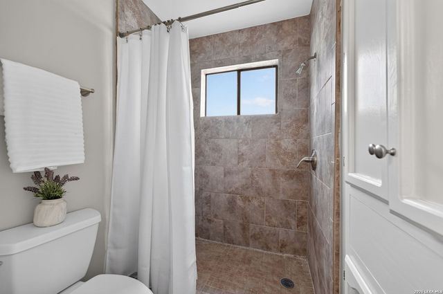 2326 Shadow Cliff St, San Antonio, TX 78232