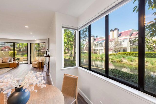 540 Shorebird Circle 21106, Redwood City, CA 94065