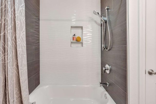 540 Shorebird Circle 21106, Redwood City, CA 94065