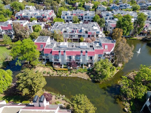 540 Shorebird Circle 21106, Redwood City, CA 94065