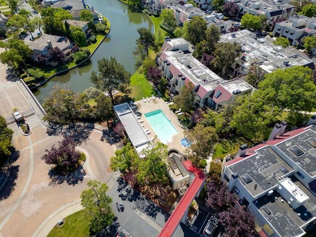 540 Shorebird Circle 21106, Redwood City, CA 94065
