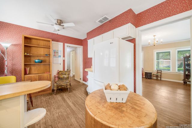 205 Larkwood, San Antonio, TX 78209