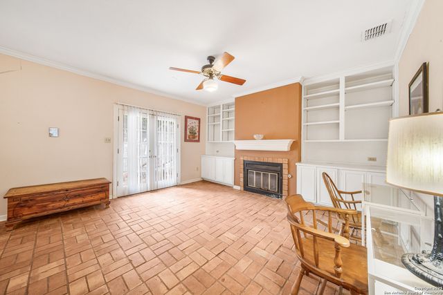 205 Larkwood, San Antonio, TX 78209