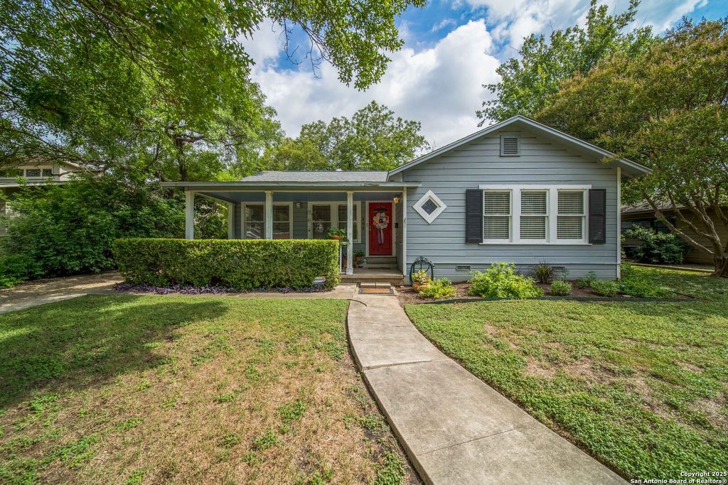 205 Larkwood, San Antonio, TX 78209