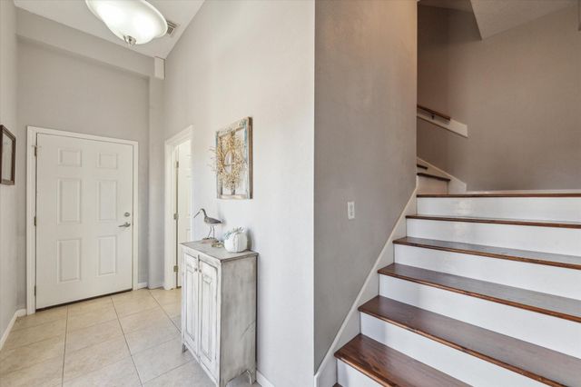 422 Windward Way, Tiki Island, TX 77554