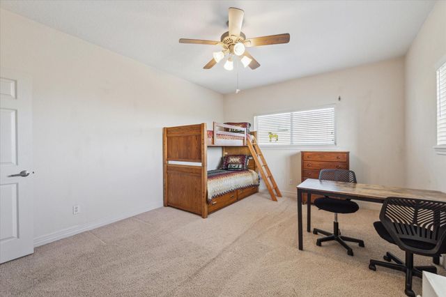 422 Windward Way, Tiki Island, TX 77554