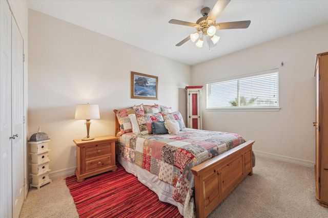 422 Windward Way, Tiki Island, TX 77554