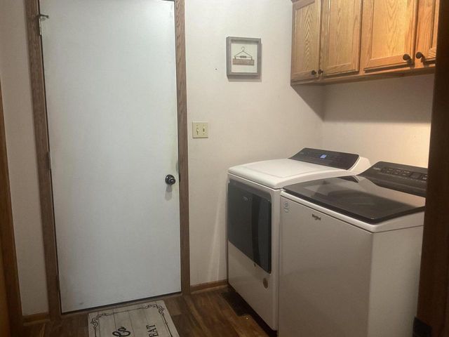 8791 S Clover CIRCLE, Oak Creek, WI 53154