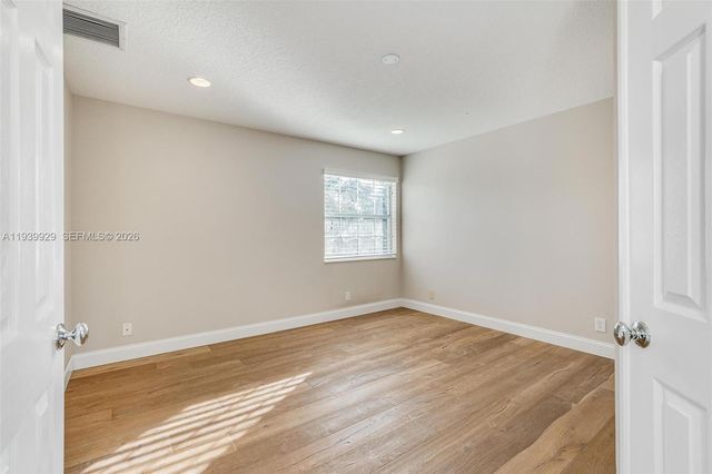 2670 Palmer Pl, Weston, FL 33332