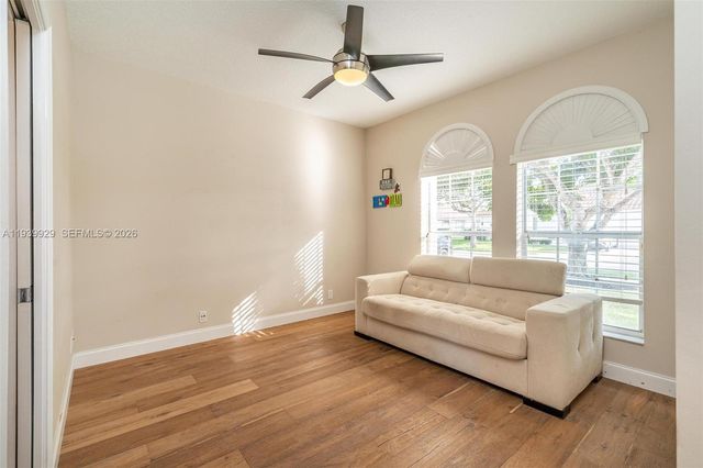 2670 Palmer Pl, Weston, FL 33332