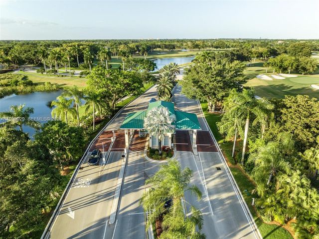 2670 Palmer Pl, Weston, FL 33332