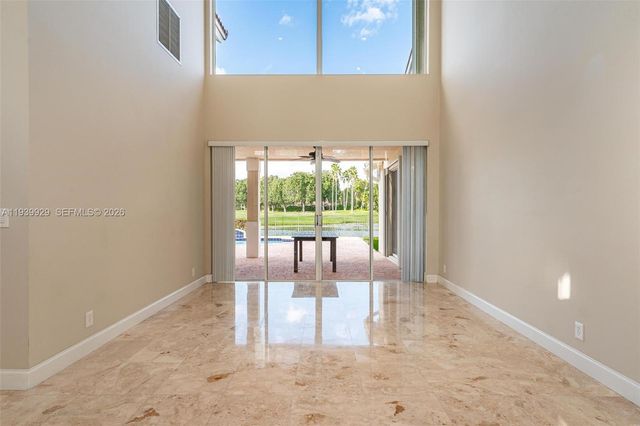 2670 Palmer Pl, Weston, FL 33332