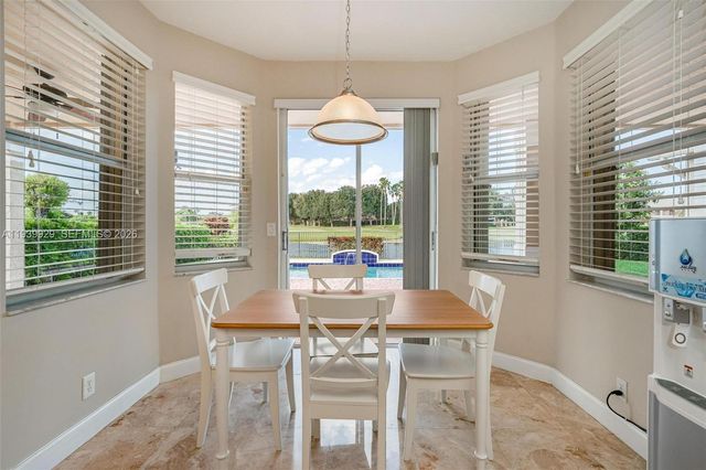 2670 Palmer Pl, Weston, FL 33332