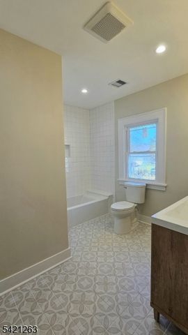 38 Prospect Ave, Pequannock Twp., NJ 07444
