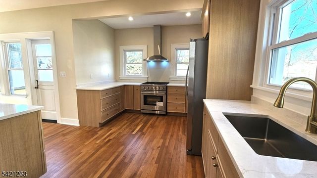 38 Prospect Ave, Pequannock Twp., NJ 07444
