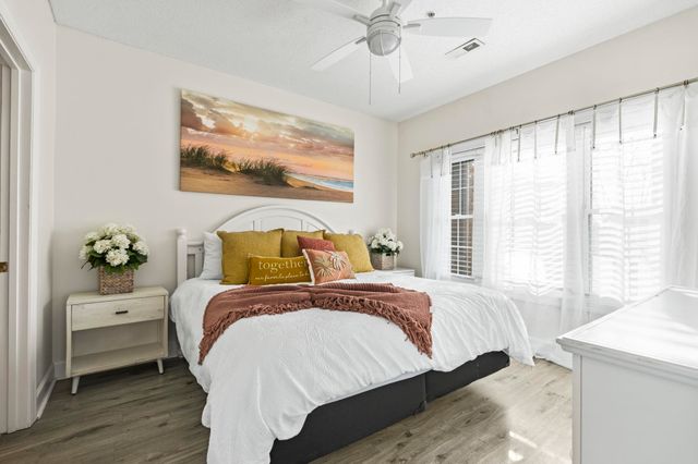 4881 Dahlia Ct Apt 105, Myrtle Beach, SC 29577