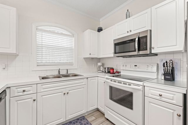 4881 Dahlia Ct Apt 105, Myrtle Beach, SC 29577