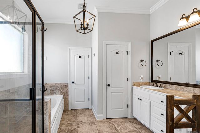 12351 Oak Brook Dr, Geismar, LA 70734