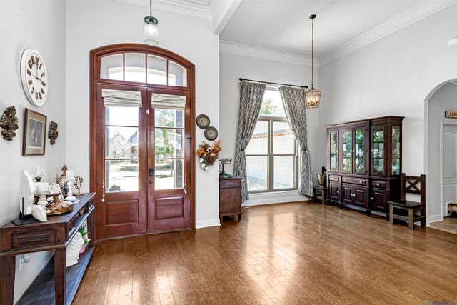 12351 Oak Brook Dr, Geismar, LA 70734