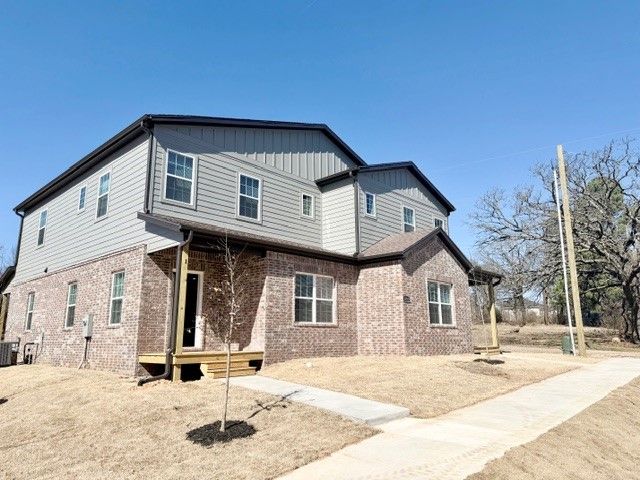 1521 S Duncan Avenue 1, Fayetteville, AR 72701